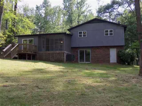 400 Woodland Cir, Pendleton, SC 29670 photo 2