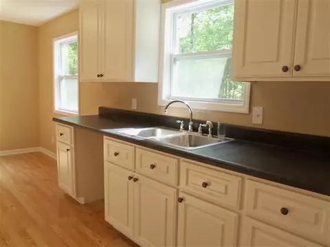 400 Woodland Cir, Pendleton, SC 29670 photo 8