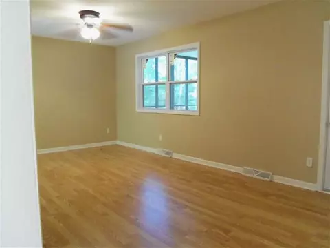 400 Woodland Cir, Pendleton, SC 29670 photo 10