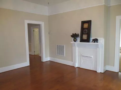 109 Pickens St, Easley, SC 29640 photo 3