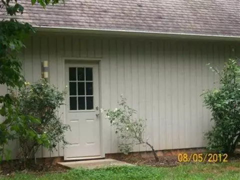 184 Will Owens Dr, Central, SC 29630 photo 3