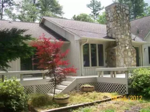 184 Will Owens Dr, Central, SC 29630 photo 2