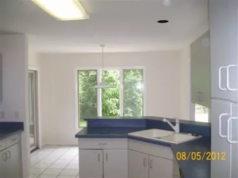 184 Will Owens Dr, Central, SC 29630 photo 6