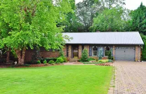 512 Echo Cir, Easley, SC 29642 photo 1