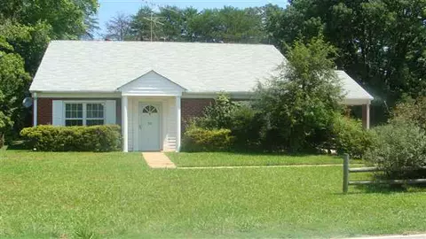 710 Playground Rd, Walhalla, SC 29691 photo 1