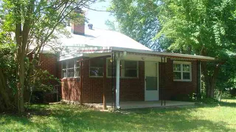 710 Playground Rd, Walhalla, SC 29691 photo 3