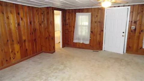 215 Rock Ln, Seneca, SC 29678 photo 6