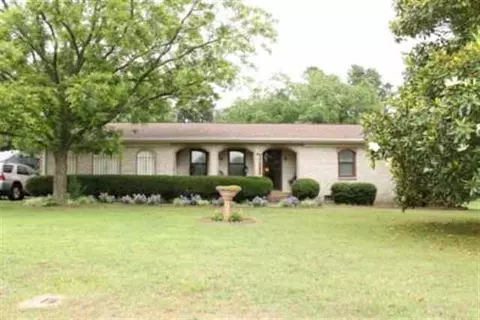 103 Summer Dr, Easley, SC 29642 photo 1