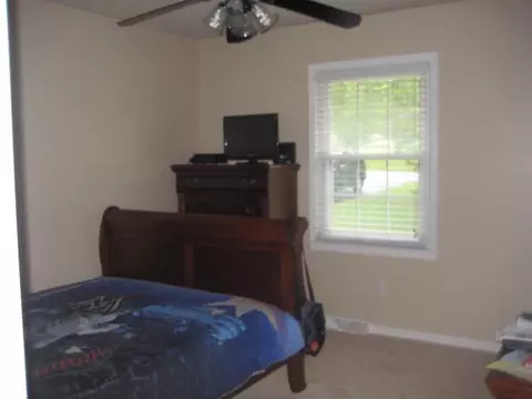 102 Merri Ln, Easley, SC 29642 photo 9