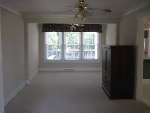 606 E Cedar Rock St, Pickens, SC 29671 photo 6