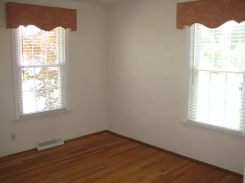 606 E Cedar Rock St, Pickens, SC 29671 photo 12