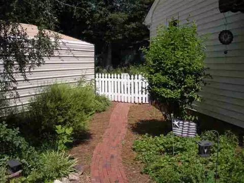 603 Bailey St, Pendleton, SC 29670 photo 6