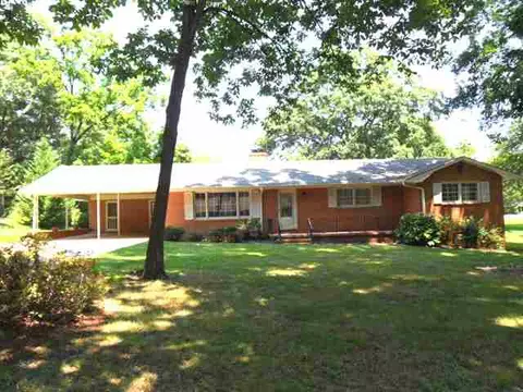 111 Robinall Dr, Easley, SC 29642 photo 1