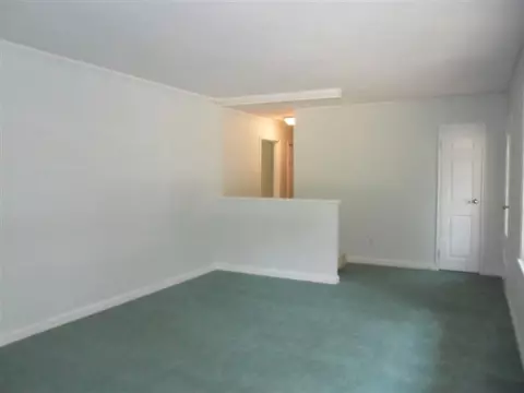 111 Robinall Dr, Easley, SC 29642 photo 7
