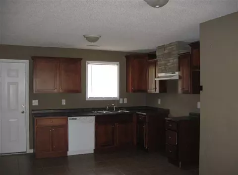 17 Saluda St, Honea Path, SC 29654 photo 7