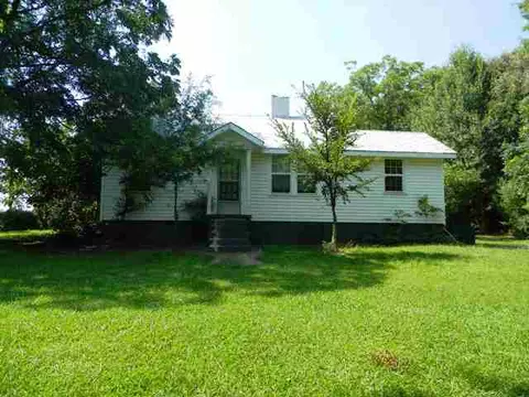 903 Gaines St, Central, SC 29630 photo 1