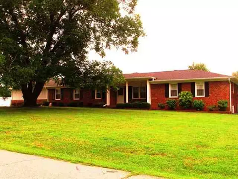 107 Forest Park Dr, Easley, SC 29642 photo 1