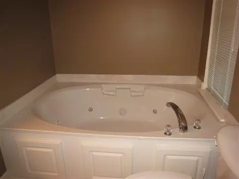 1043 Williams St, Pendleton, SC 29670 photo 8