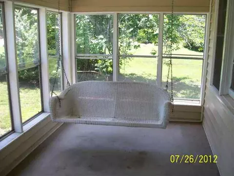 213 Gaines St, Central, SC 29630 photo 8