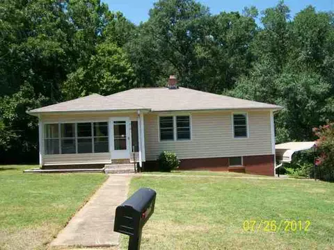 213 Gaines St, Central, SC 29630 photo 1