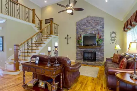 5 Firelight Ln, Easley, SC 29642 photo 4