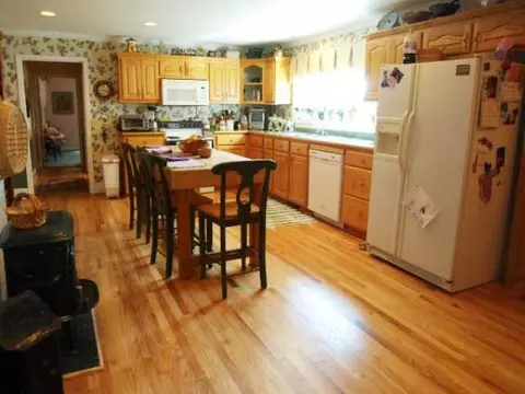 104 Cindy Ln, Easley, SC 29642 photo 5