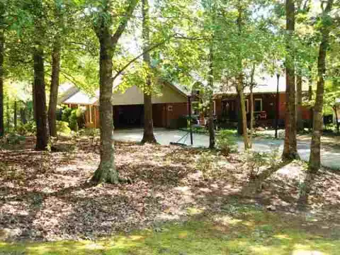104 Cindy Ln, Easley, SC 29642 photo 1