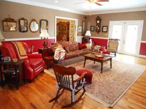 104 Cindy Ln, Easley, SC 29642 photo 3