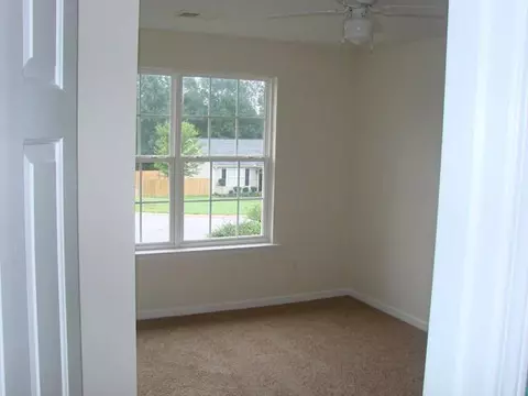 211 Hazel Dr, Easley, SC 29640 photo 11