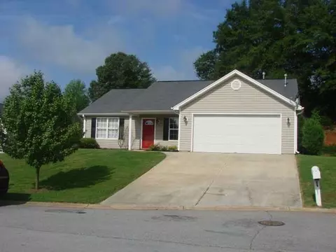 211 Hazel Dr, Easley, SC 29640 photo 1