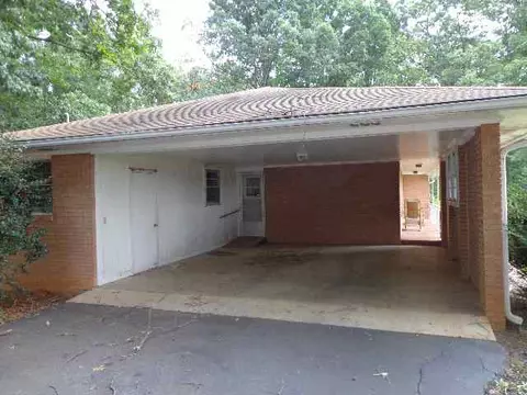 321 Mitchell Rd, Williamston, SC 29697 photo 3