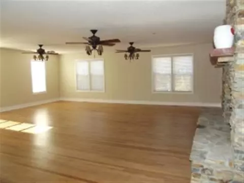 425 Gentry, Seneca, SC 29678 photo 9