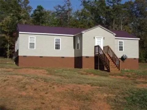 425 Gentry, Seneca, SC 29678 photo 1