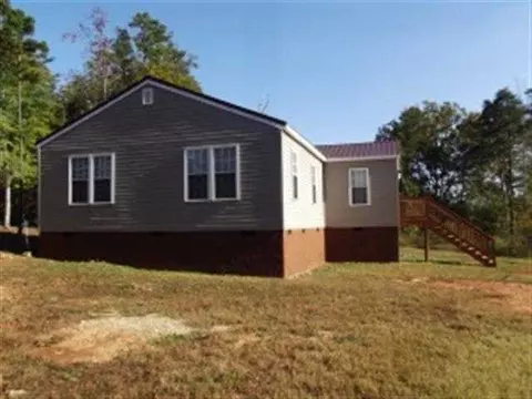 425 Gentry, Seneca, SC 29678 photo 3