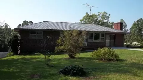 215 Suttles Rd, Westminster, SC 29693 photo 1