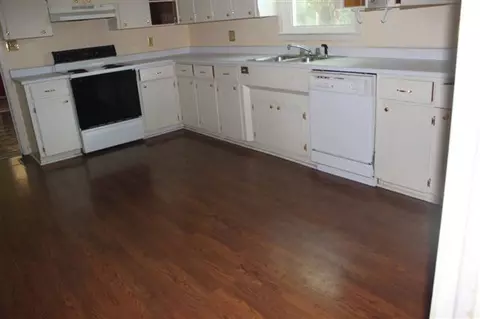 204 Brock Ave, Honea Path, SC 29654 photo 5