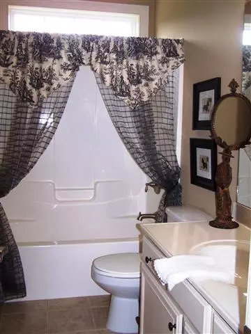 308 Devon Way, Seneca, SC 29672 photo 17