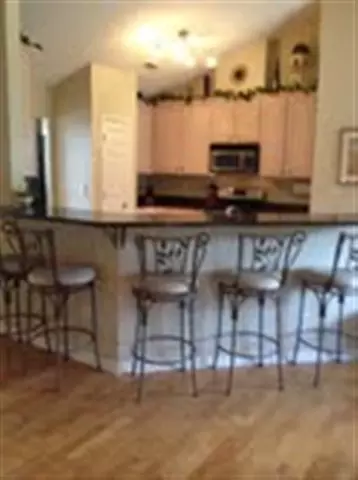 125 Hickory Run Dr, Easley, SC 29642 photo 2