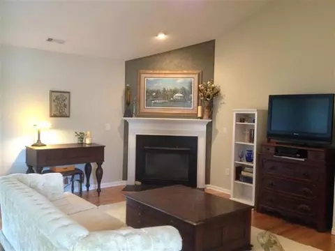 125 Hickory Run Dr, Easley, SC 29642 photo 3