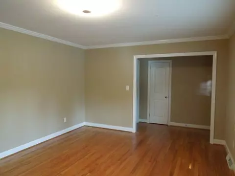 14 Duke St, Pendleton, SC 29670 photo 7
