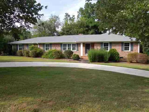 14 Duke St, Pendleton, SC 29670 photo 1