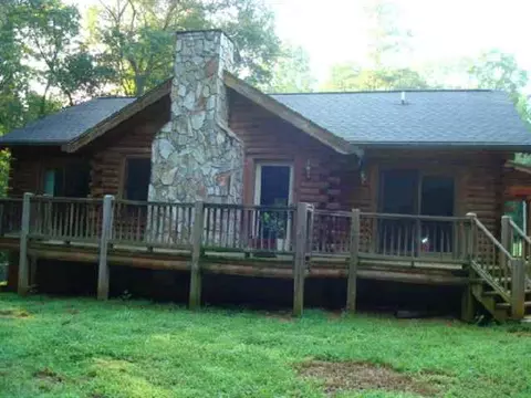 366 White Oak Rd, Central, SC 29630 photo 2