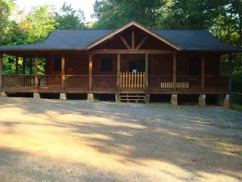 366 White Oak Rd, Central, SC 29630 photo 1