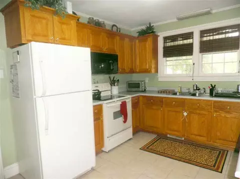 302 Parkway Dr, Easley, SC 29640 photo 9