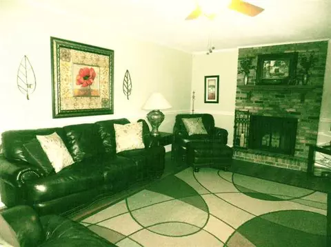 302 Parkway Dr, Easley, SC 29640 photo 5