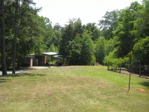 118 Beaver Trl, Lowndesville, SC 29659 photo 8