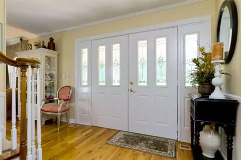100 Shannondrive, Easley, SC 29642 photo 3