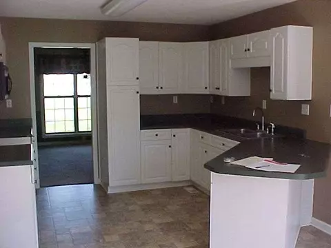 100 Jamlette Dr, Walhalla, SC 29691 photo 4