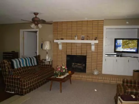 6 Springdale Dr, Williamston, SC 29697 photo 4