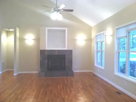 493 Hendricks Rd, Easley, SC 29642 photo 2